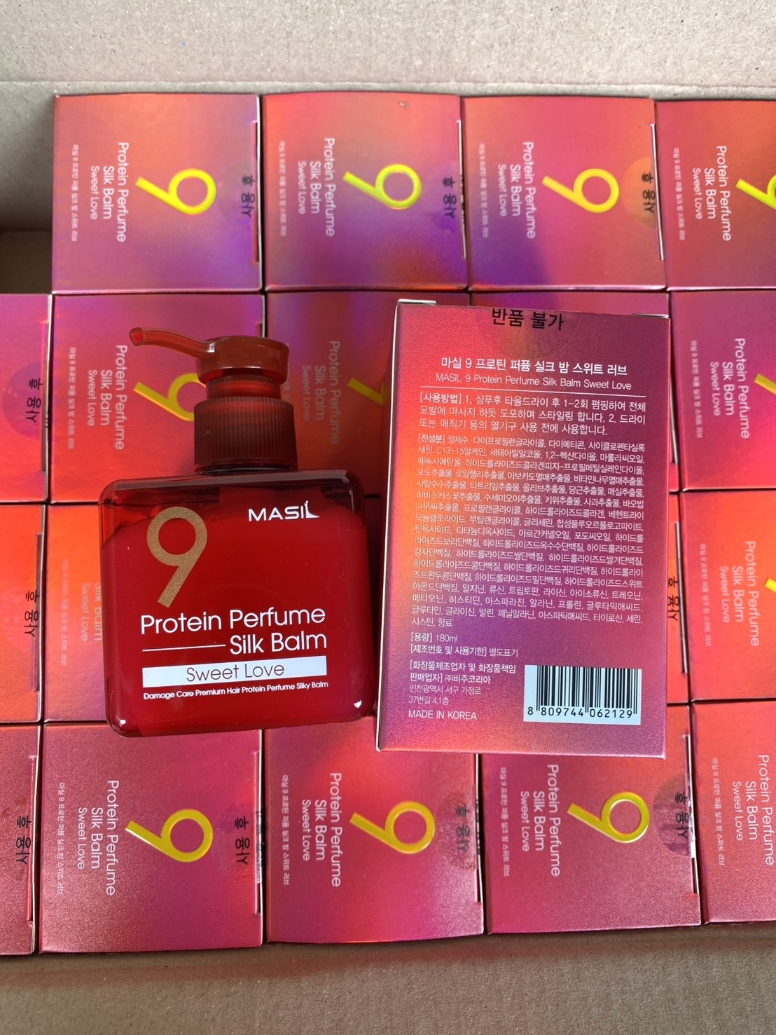Masil 9 Protein Perfume Silk Balm 180 ml. กลิ่น Sweet Love มาส์กบำรุงผม (1ขวด)