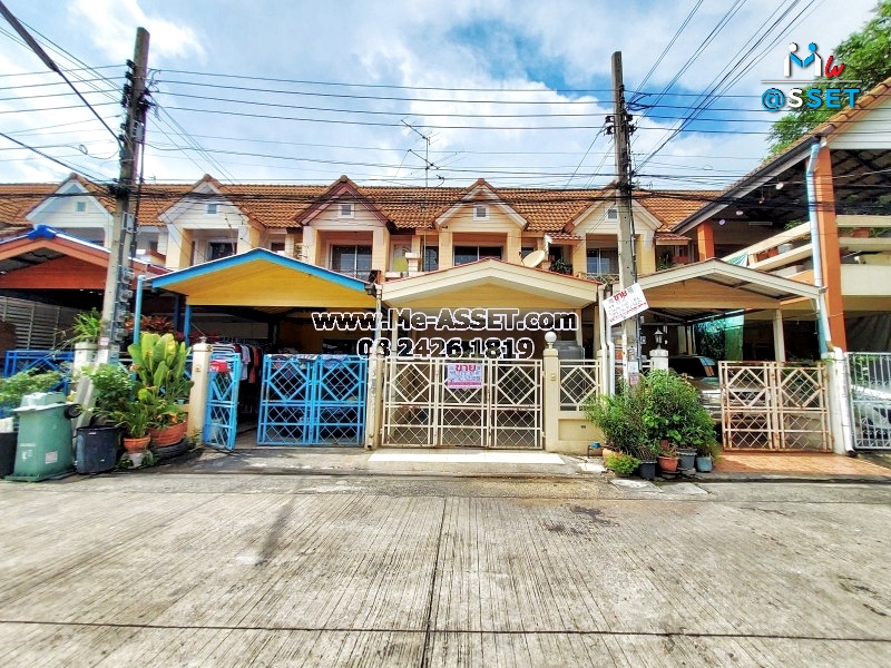 ขายทาวน์เฮ้าส์ ย่าน เคหะร่มเกล้า ราษฎร์พัฒนา น้อมเกล้า : พูนสินธานี 3 / 2 ชั้น 17 ตารางวา