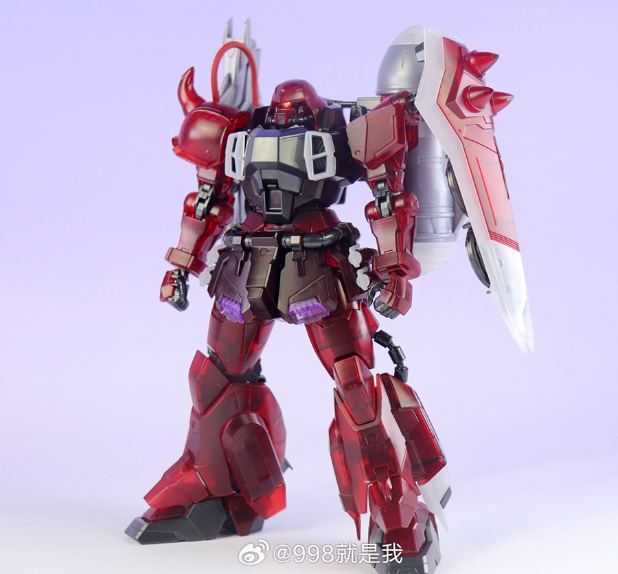 2001R MG 1/100 Zaku Red [Flash Model] (แถมเกราะแดงใส)