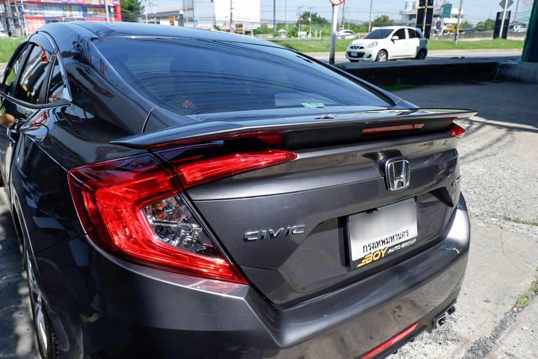 สปอยเลอร์ RS สำหรับ CIVIC FC พร้อมไฟเบรก LED รับประกันงานติดตั้ง 5 ปี