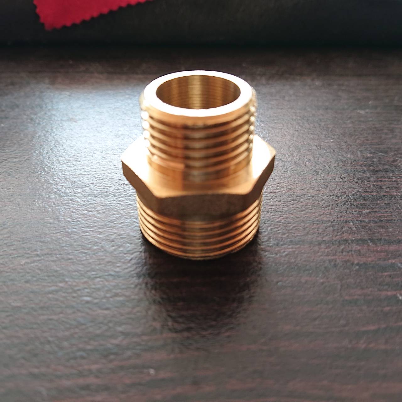 ทองเหลือง ข้อต่อตรง6หุนลด4หุน เกลียวนอก นิปเปิ้ล #060425