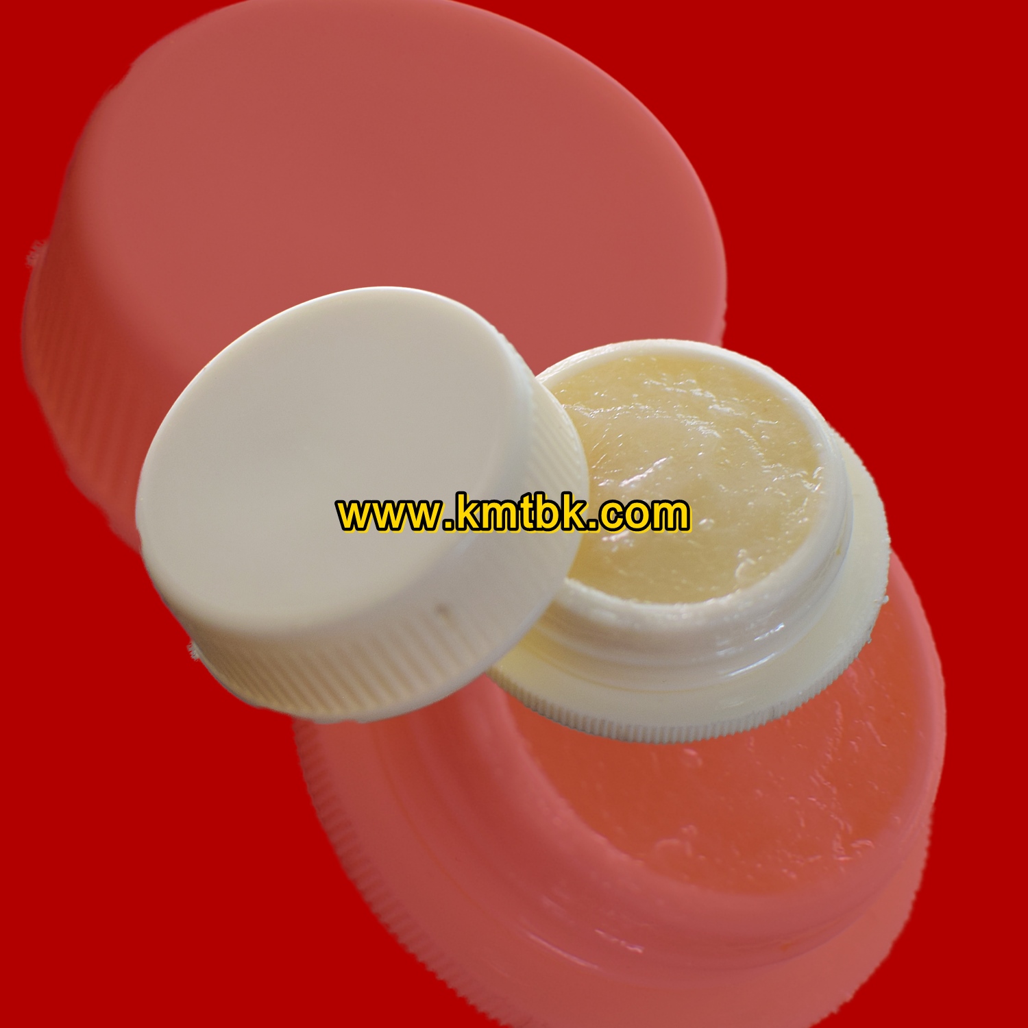 สีผึ้ง เมตตา วัดเทพสรธรรมาราม (หลวงปู่สรวง) จ.ปทุมธานี ตลับสีขาว ขนาด 3ซม.