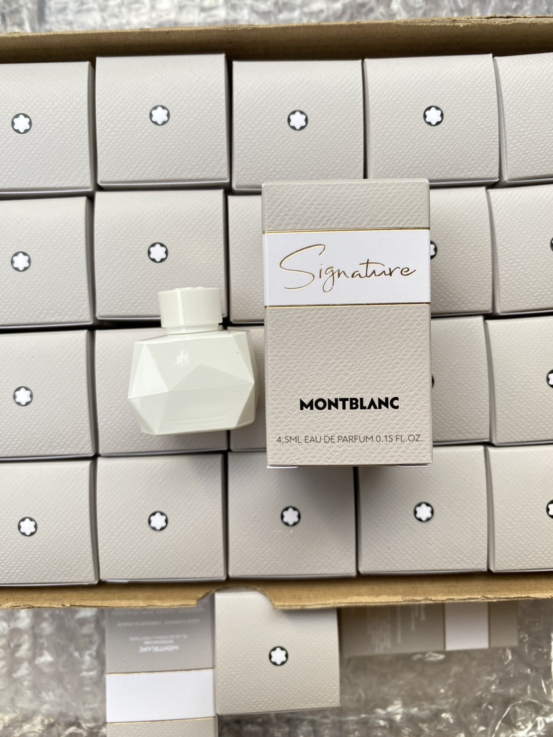 Montblanc Signature EDP 4.5ml. (แบบแต้ม) น้ำหอมผู้หญิง