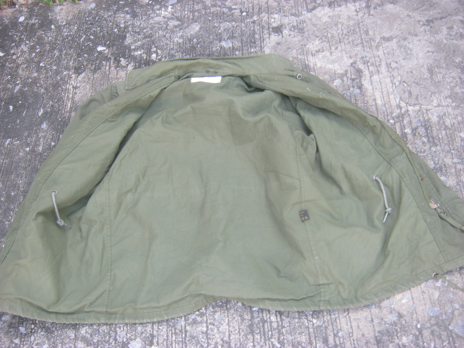 เสื้อแฟชั่นแนวทหาร M65