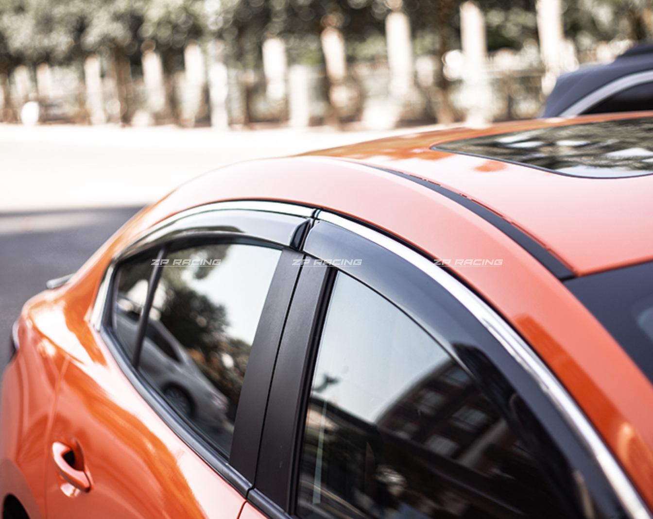 ชุดคิ้วกันสาดขอบแสตนเลส Mazda 3 (BP)