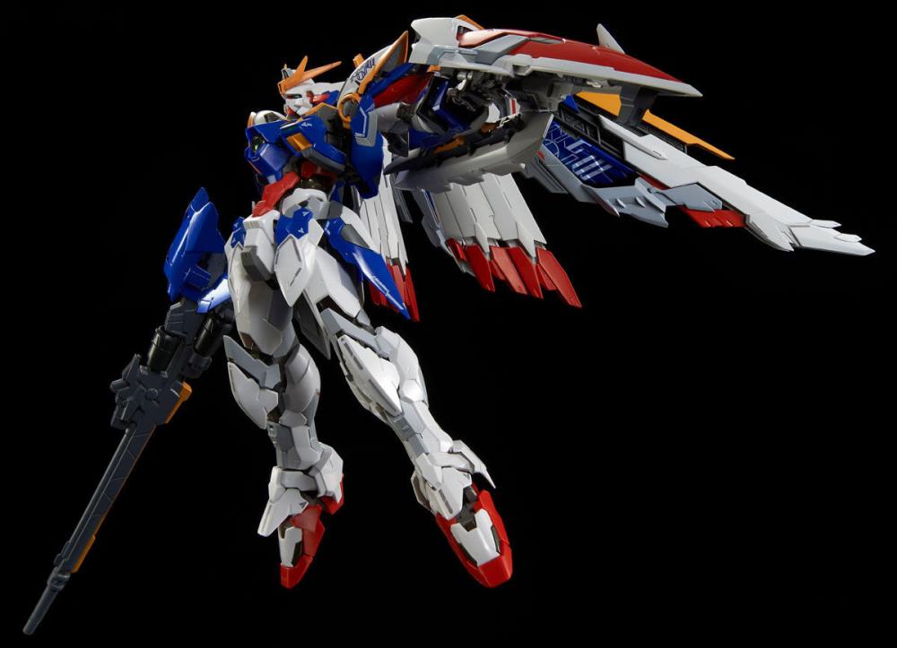 HI-RESOLUTION MODEL 1/100 WING GUNDAM EW