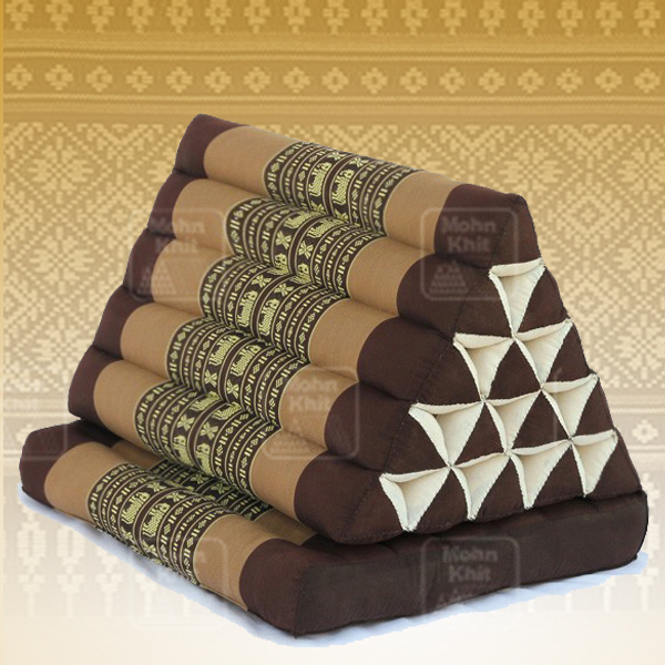 หมอนสามเหลี่ยม 15 ช่องติดเบาะ 1 พับ 55cmx76cmx36 cm Triangle Khit Thai Floor Cushions Traditional handmade 15 holes with 1 part of mattress.