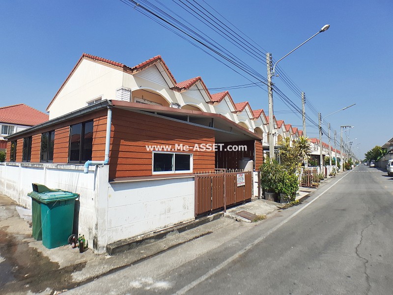 ขายทาวน์เฮ้าส์ ม.กิตติชัยวิลล่า 12 ถ.เทพนิมิตร-ลานตากฟ้า ต.ศาลายา อ.พุทธมณฑล นครปฐม หลังมุม / พื้นที่ 2 ชั้น 44.3 ตารางวา