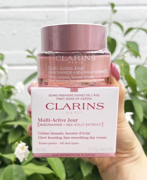 Clarins Multi-Active Day Cream Glow boosting line-smoothing Day Cream 50ml. เดย์ครีมลดเลือนริ้วรอย
