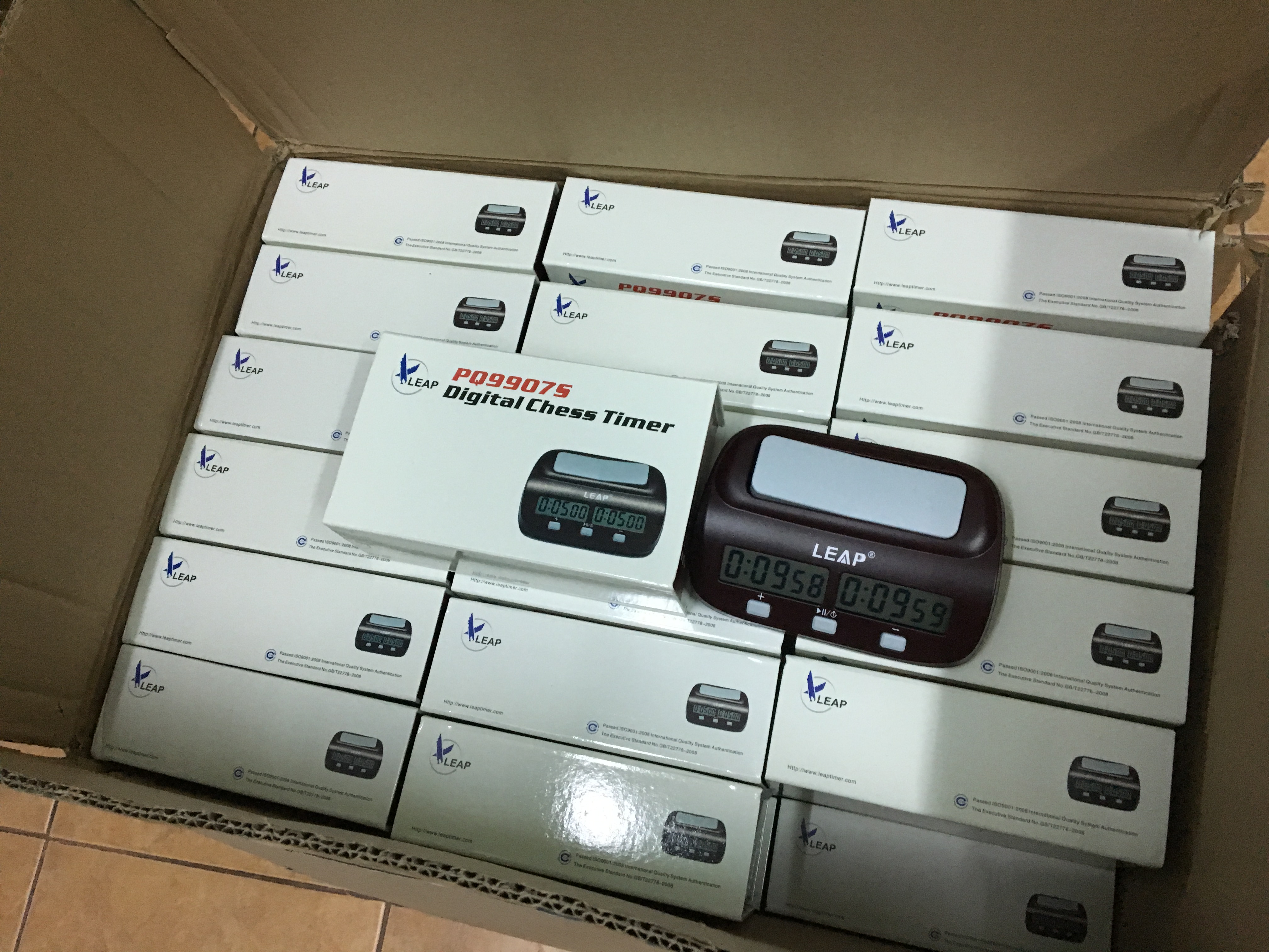 นาฬิกาจับเวลาหมากรุกแบบดิจิตอล Leap Digital Clock PQ9907s