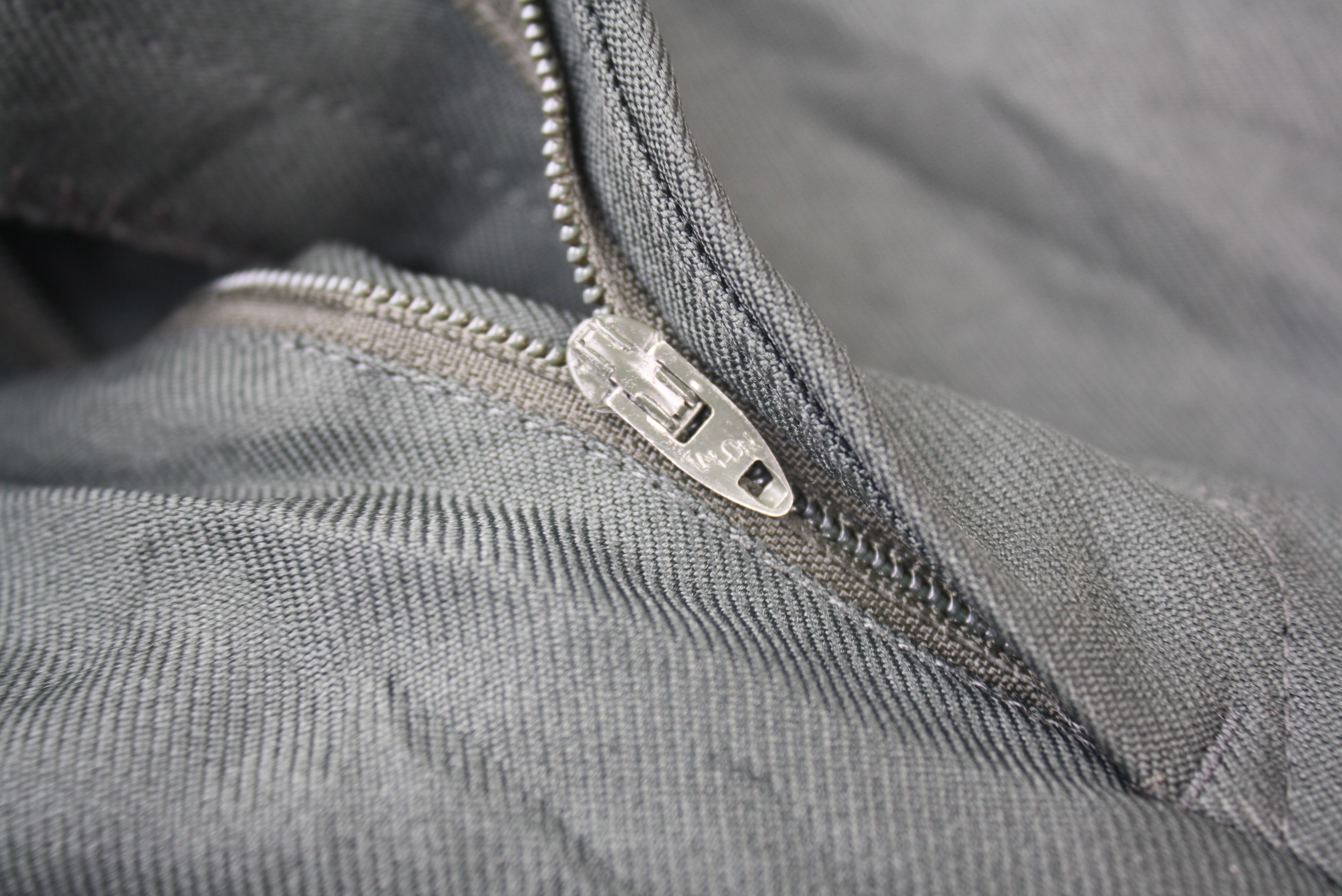 กางเกงทหารบก สหรัฐ ชุดสูท