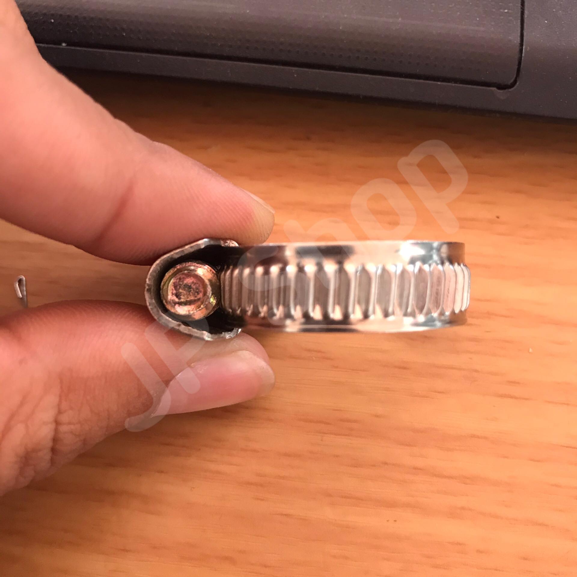 เข็มขัดรัดท่อสแตนเลส ปลอกรัดสแตนเลส 16-25 มม. แพ็คละ 5 ตัว สาย รัด ท่อ ส แตน เลส กิ๊บ รัด ท่อ ส แตน เลส ปลอก รัด ท่อ ส แตน เลส อย่างดี #1625