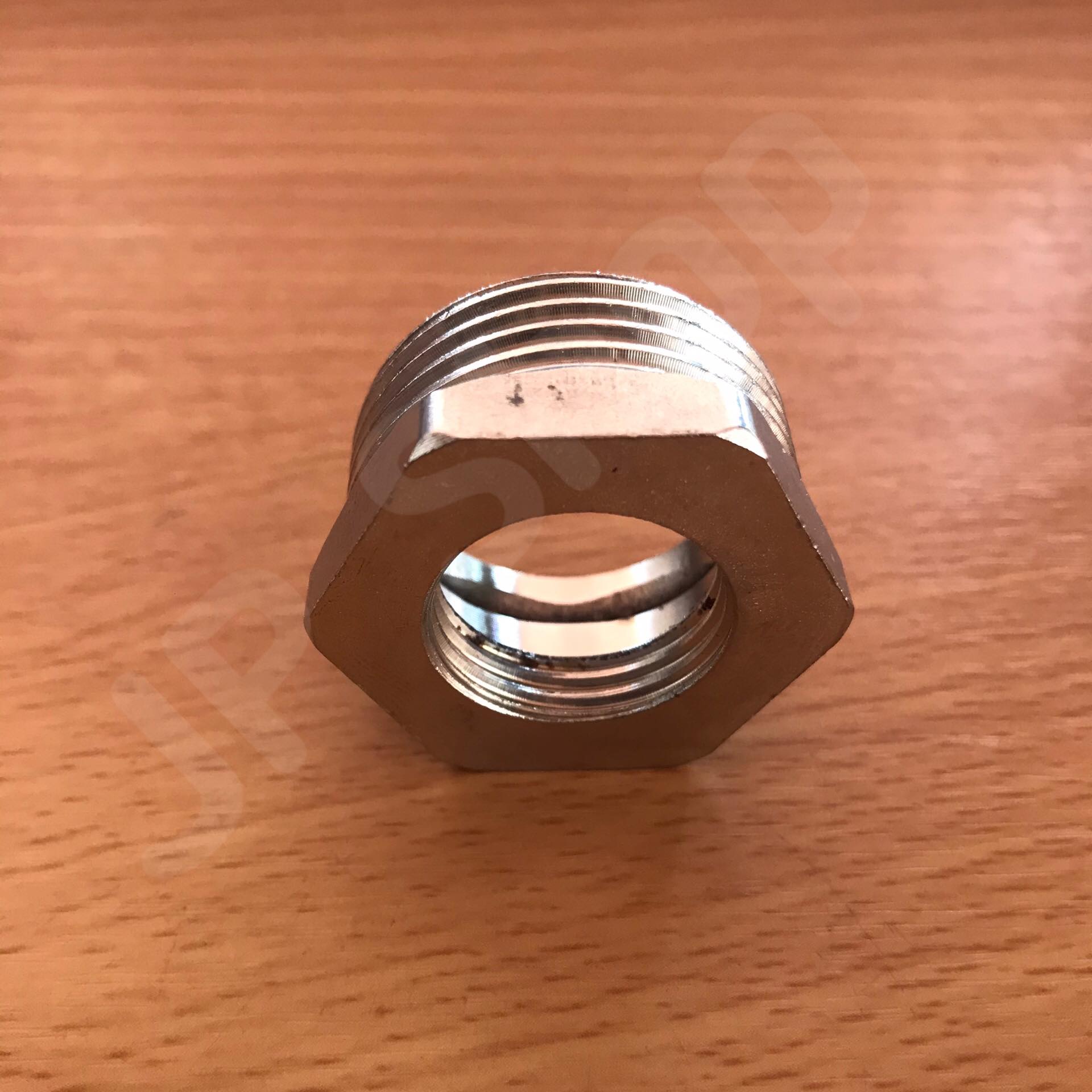 ข้อลดเหลี่ยม 1 นิ้ว ลด 4 หุน สแตนเลส 304 #0918