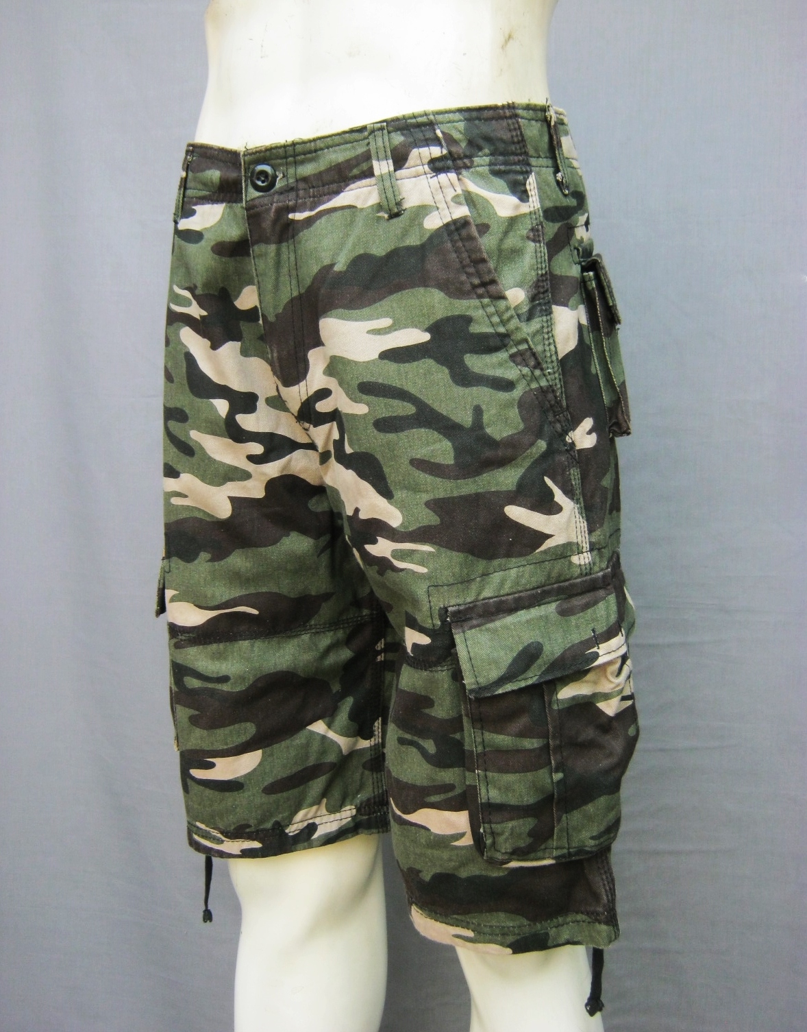 ขายแล้ว กางเกงทหารลายพราง ขาสั้น