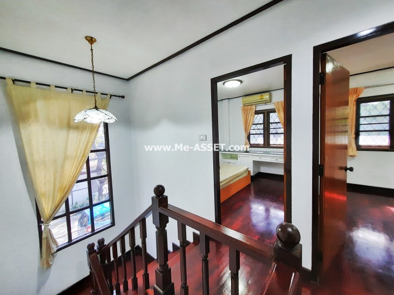 ให้เช่าบ้านเดี่ยว ถ.สุขุมวิท 105 ซ.ลาซาล 37 แขวงบางนา เขตบางนา กรุงเทพ หลังริม / 2 ชั้น 42 ตารางวา