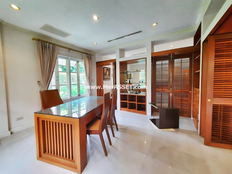 ขายบ้านเดี่ยว ม.นันทวัน วงแหวน-รัตนาธิเบศร์ ถ.ตลิ่งชัน-สุพรรณบุรี ต.เสาธงหิน อ.บางใหญ่ นนทบุรี ต้นโครงการ ตรงข้ามสวนสาธารณะ / พื้นที่ 2 ชั้น 138 ตารางวา