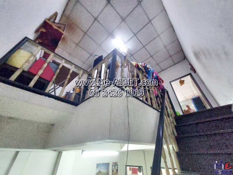 ขายทาวน์เฮ้าส์ ย่าน อบต.ยายชา วัดเดชานุสรณ์ วัดสรรเพชญ สามพราน นครปฐม : ม.เพชรไพฑูรย์ : 2 ชั้น 18 ตร.วา