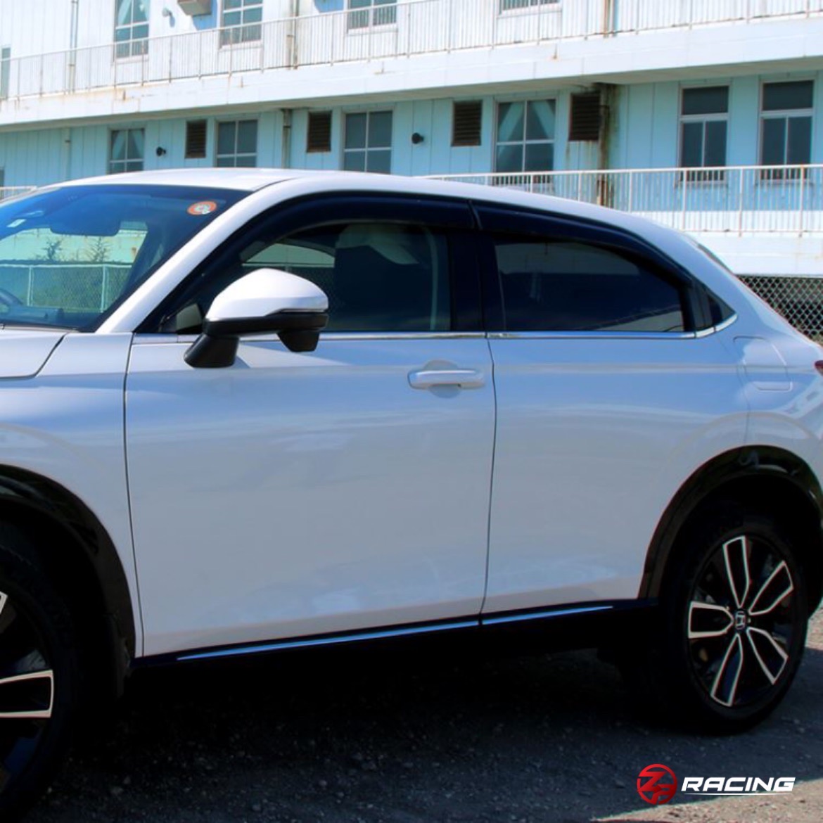 คิ้วกระจก ขอบกระจกล่าง Honda HR-V e:HEV (RV) 10 ชิ้น