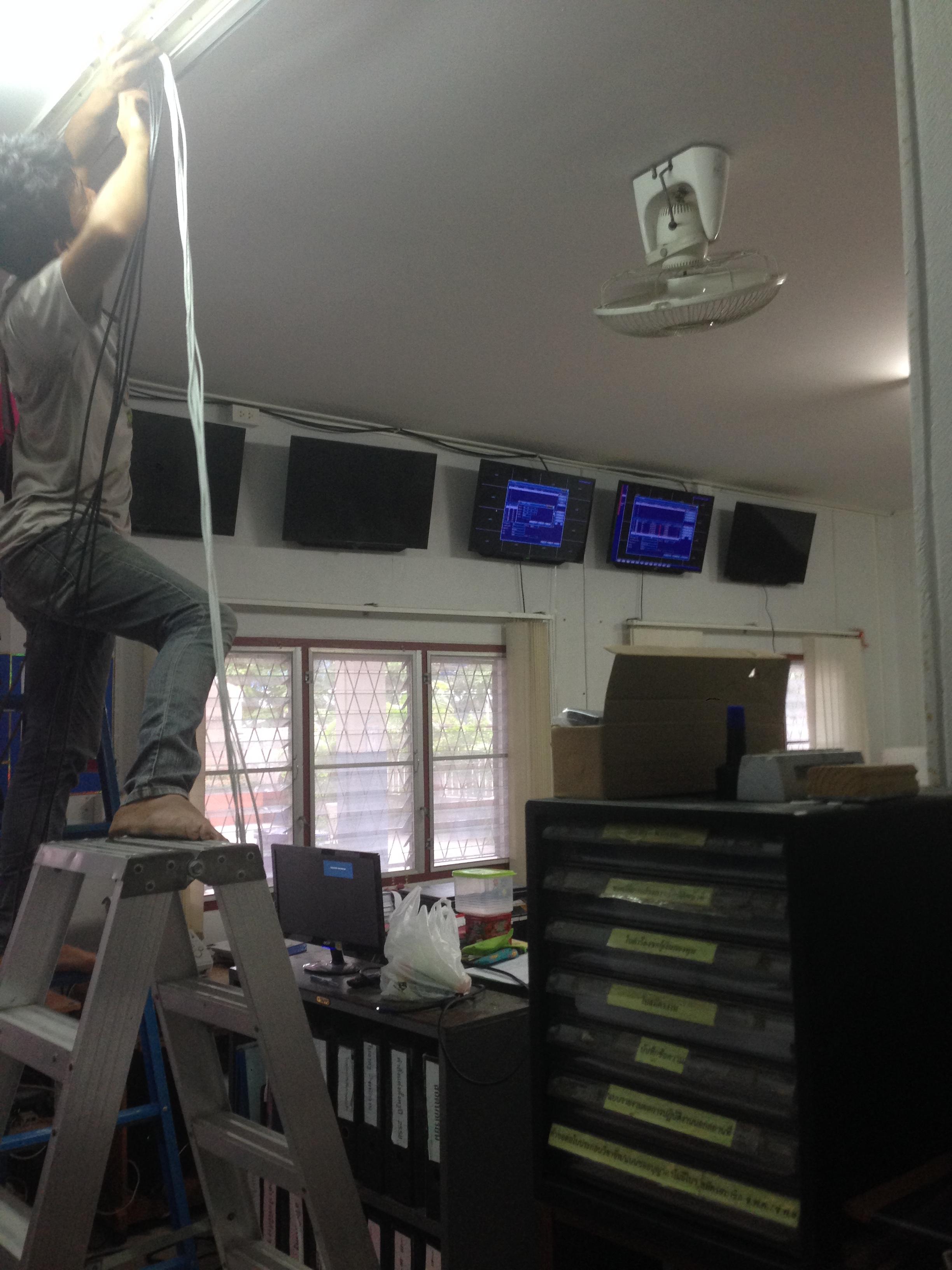 กล้องวงจรปิดพร้อมติดตั้งและดูแลระบบ