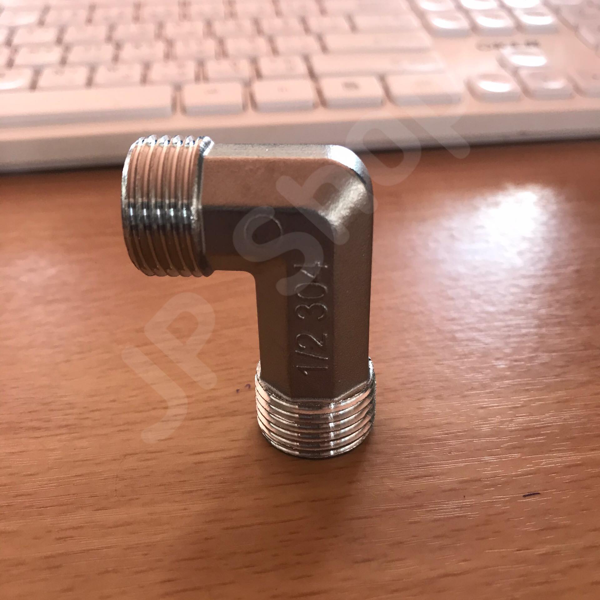 ข้องอสแตนเลส304 เกลียวนอก ขนาด 4 หุุน #2454