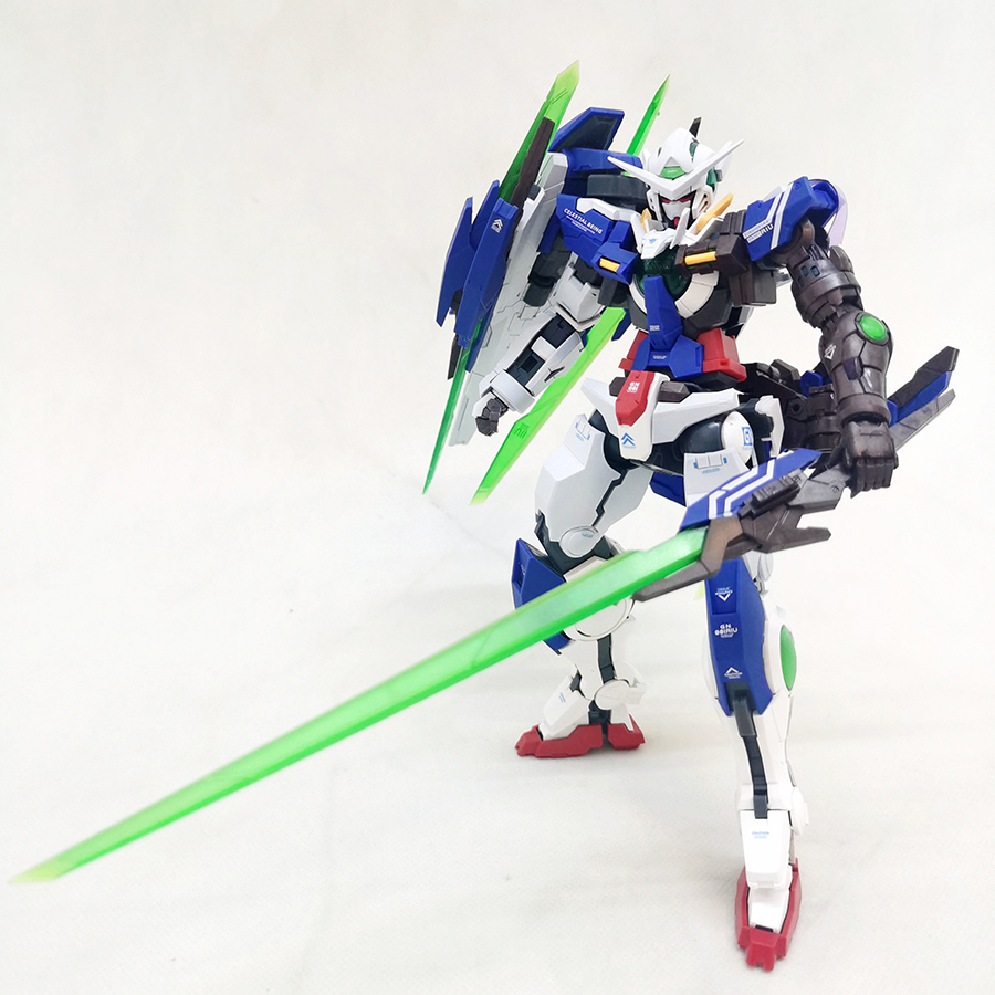 Dada Model MG Exia R4 + Extra Shield and Weapon Set