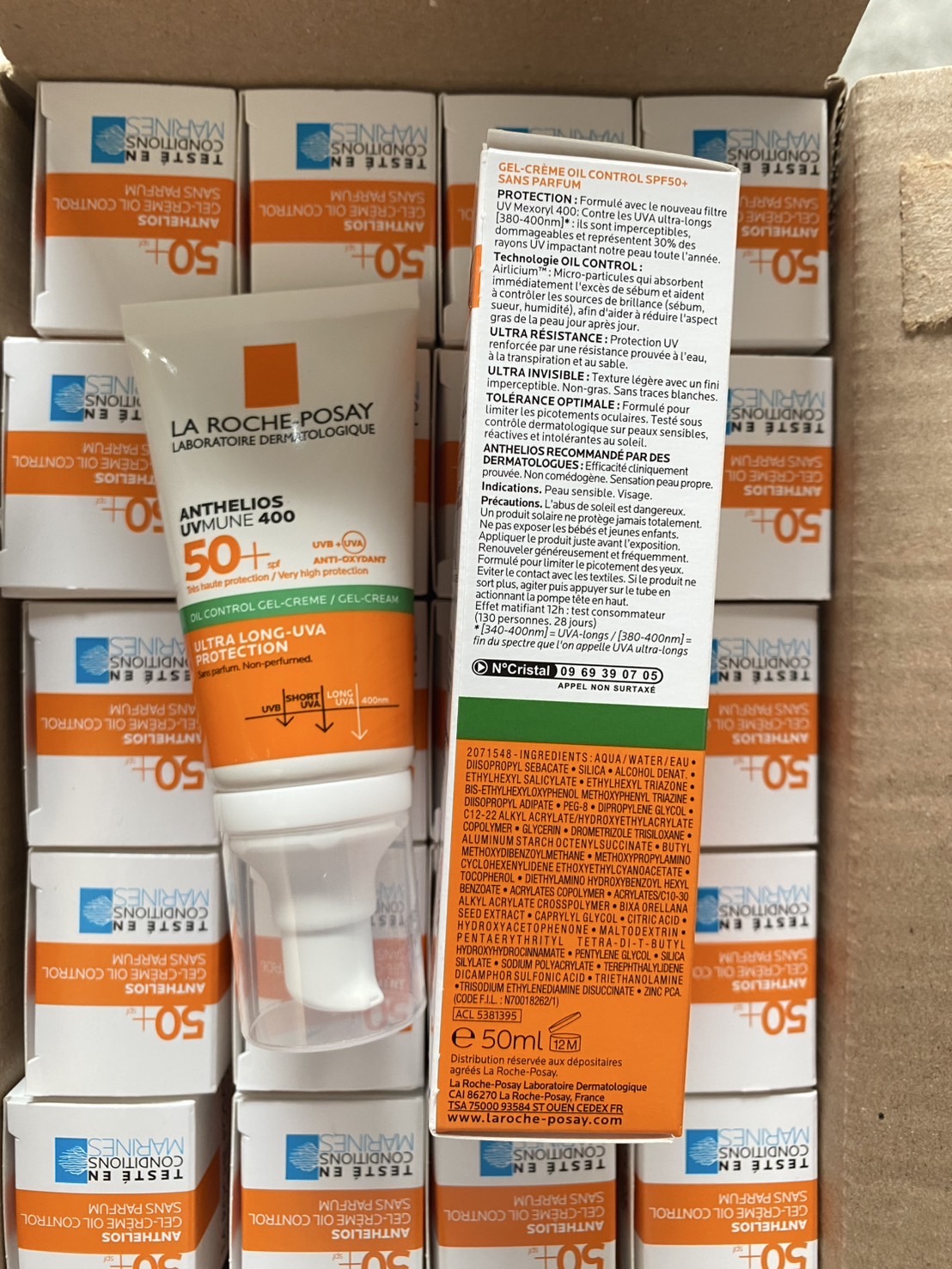 รุ่นใหม่ La Roche-Posay Anthelios UVMune 400 Gel-Cream Oil Control 50ml. สูตรเจล สำหรับผิวมัน แถบเขียว ของแท้