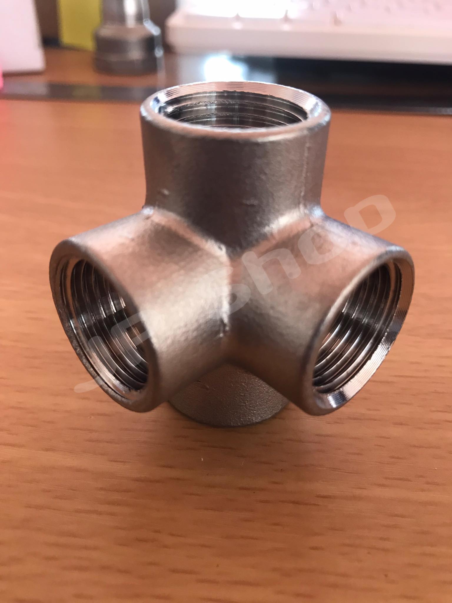 ข้อต่อสี่ทางเกลียวใน ขนาด4หุน สแตนเลส304 #41255