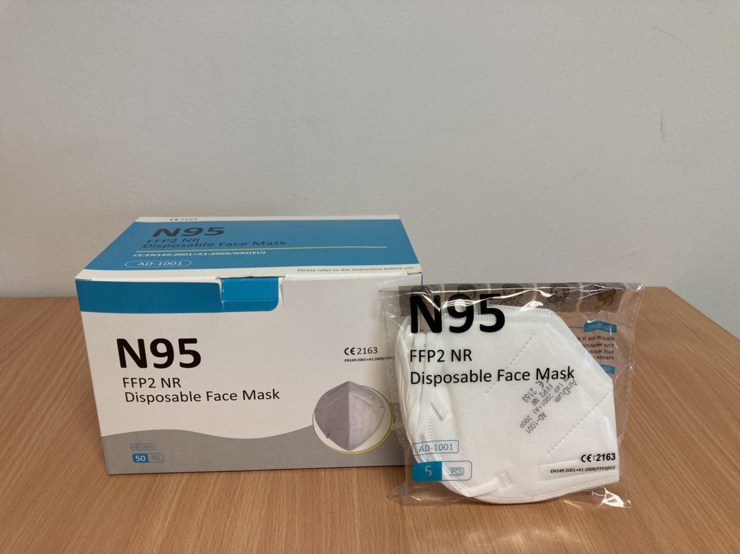 หน้ากากอนามัย N95 รุ่น AD-1001 ( 1 แพ็คมีจำนวน 50 ชิ้น)