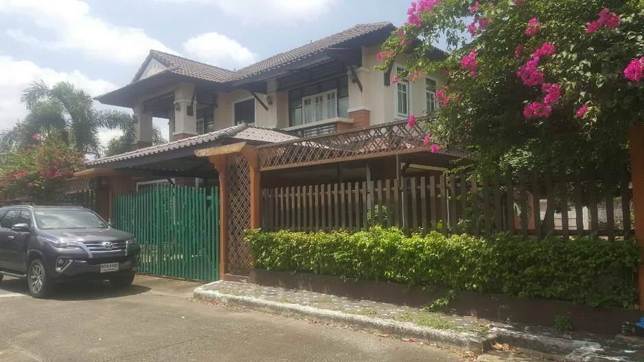 ขายบ้านเดี่ยว 2 ชั้น 109 ตร.ว. ซ.คู้บอน 37 หมู่บ้านเสนาไพรเวทโฮม (Sena Private Home) บางชัน คลองสามวา; For Sale 2-Storey House on 436 sq. m. land @ Sena Private Home, Soi Kubon 37 near Ramindhra Rd, Fashion Island and The Promenade