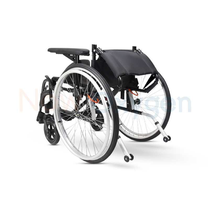 รถเข็นผู้ป่วย Invacare Action 2NG ล้อใหญ่ เบาะกว้าง รับประกัน 2 ปี