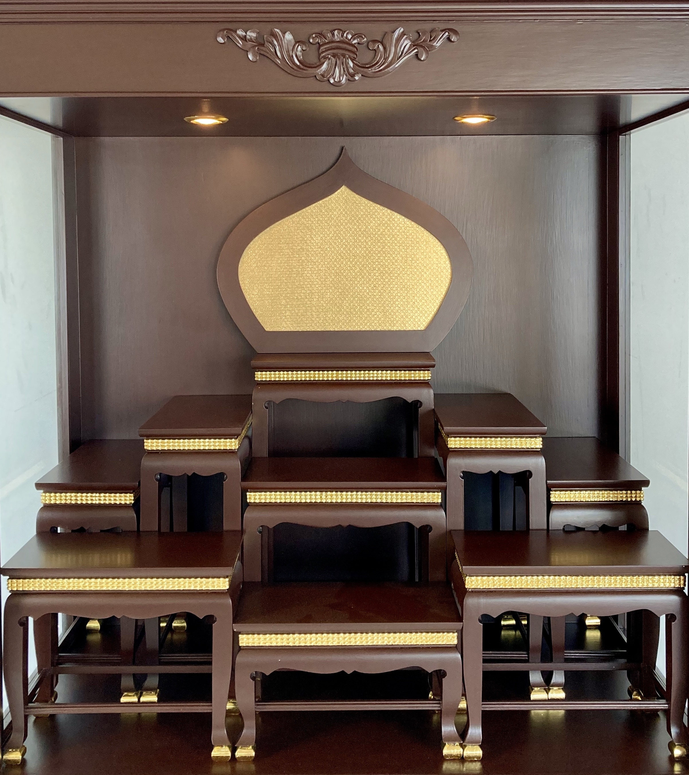 ตู้พระพร้อมโต๊ะหมู่ 9 หน้า 8