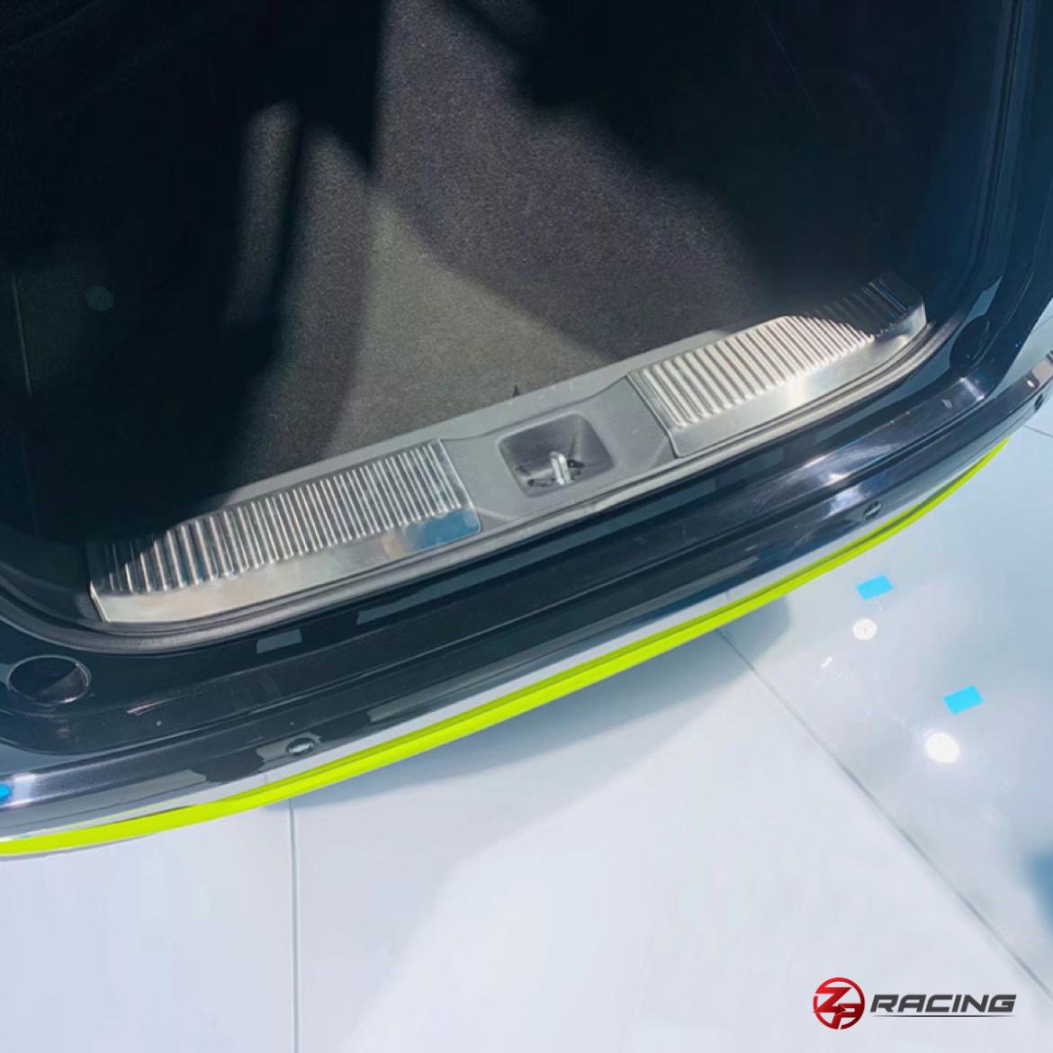 แผงครอบกันรอยขอบห้องสัมภาระ กันรอยท้ายด้านใน Honda HR-V (RV) e:HEV