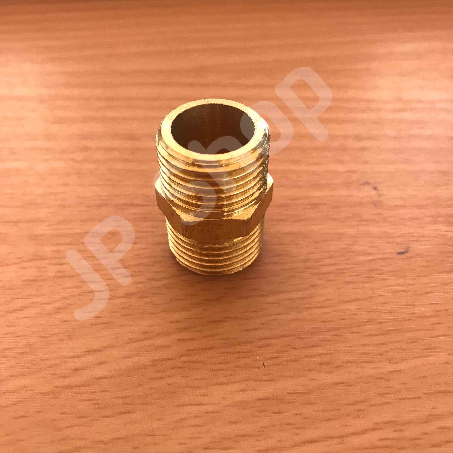 ต่อตรงนิปเปิ้ลทองเหลือง ขนาด 4 หุน ข้อต่อ ต่อตรง นิปเปิ้ล ทองเหลือง ขนาด 4 หุน #0254