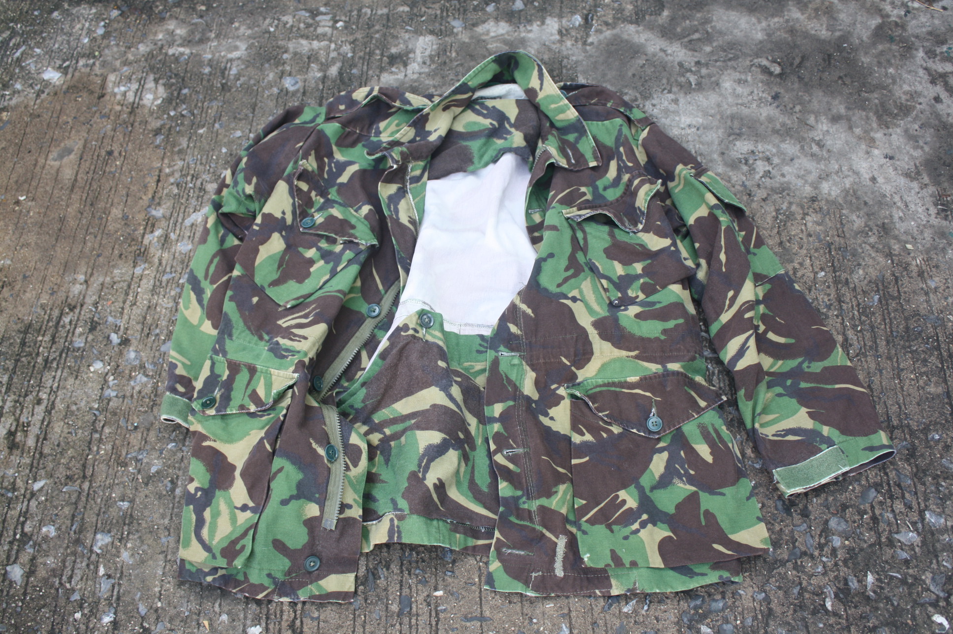 เสื้อทหาร อังกฤษ