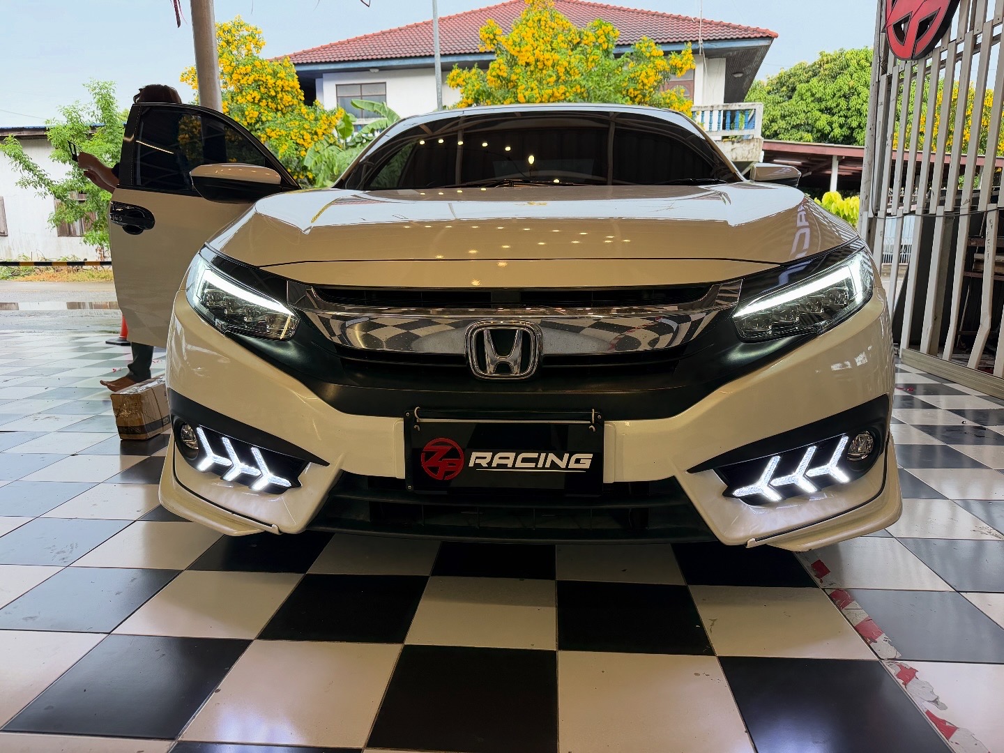 ไฟ Daylight FC 2016-2017 ก่อน MC ทรง ก้างปลา