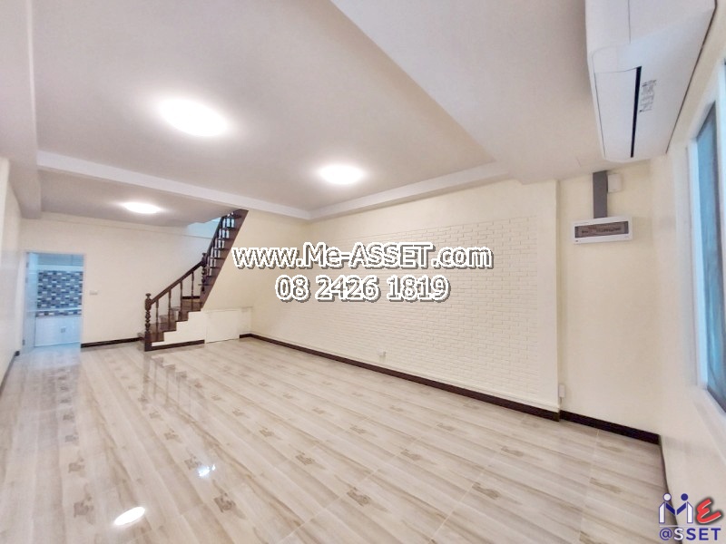 ขายทาวน์เฮ้าส์ รีโนเวทใหม่ ย่าน ประชาชื่น วงศ์สว่าง คลองประปา บางซื่อ จตุจักร : ม.ซีเมนต์ไทย : 2 ชั้น 15 ตร.วา