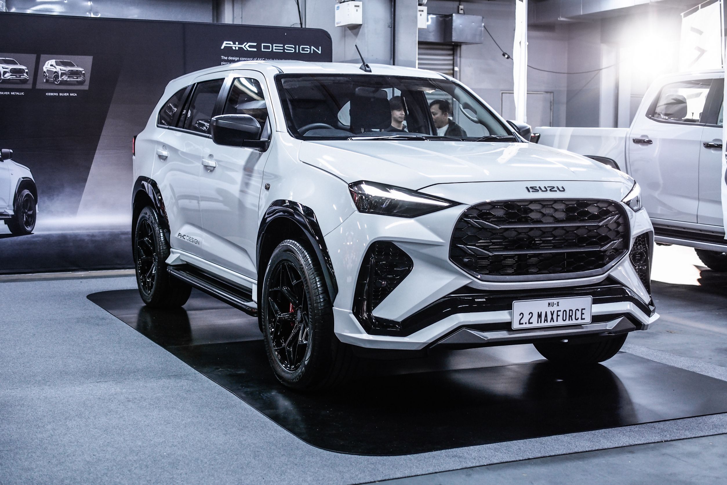 ชุดแต่ง ชุดสเกิร์ต Isuzu MU-X 2025 รุ่น AKC