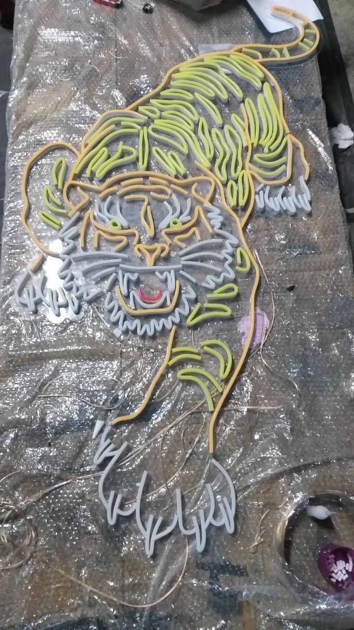 ป้ายไฟนีออน