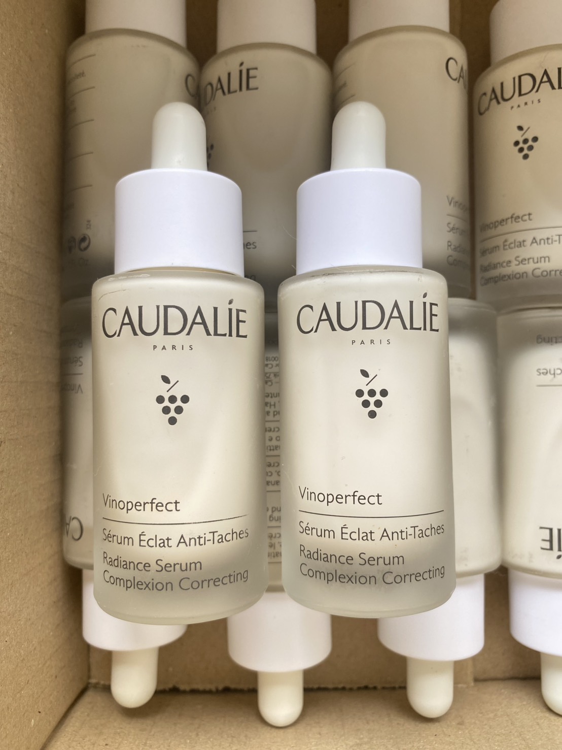 Caudalie Vinoperfect Serum 30ml. เซรั่มลดเลือนจุดด่างดำ (1ขวด)