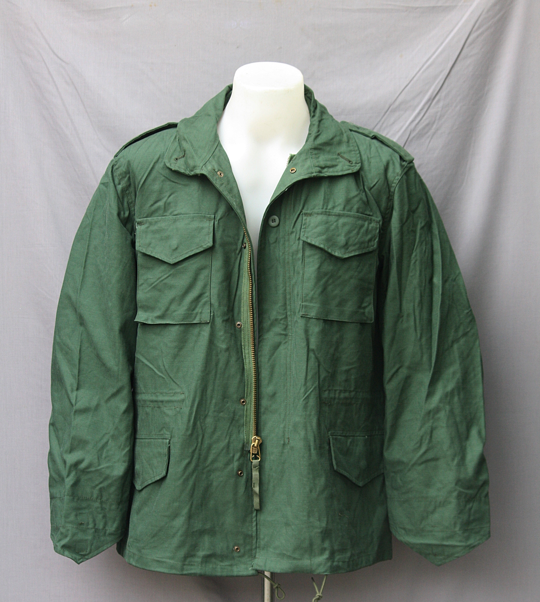 เสื้อM65 ผลิตใหม่แบบแฟชั่นทหาร