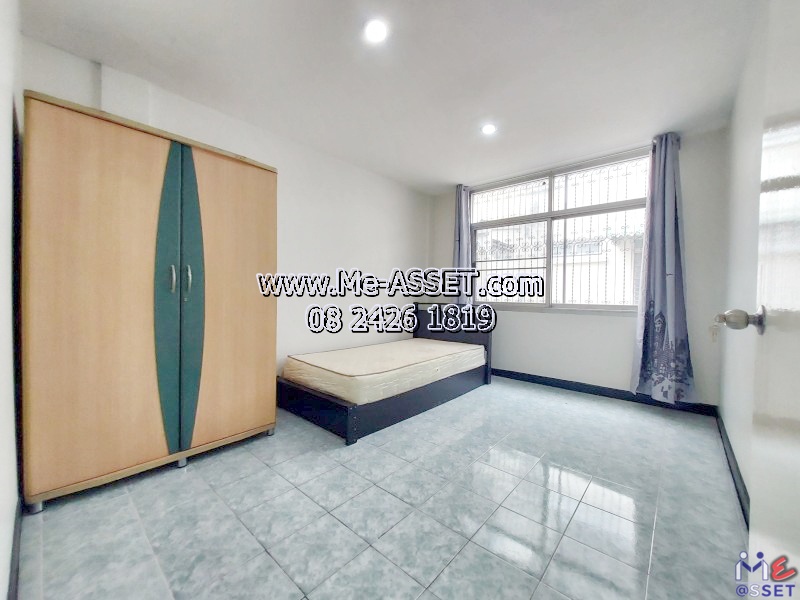 ให้เช่าทาวน์โฮม ใกล้รถไฟฟ้า ย่าน สุขุมวิท77 อ่อนนุช27 ศรีนครินทร์ สวนหลวง : ม.ควีนเพลส 4 : 3 ชั้น 17 ตร.วา