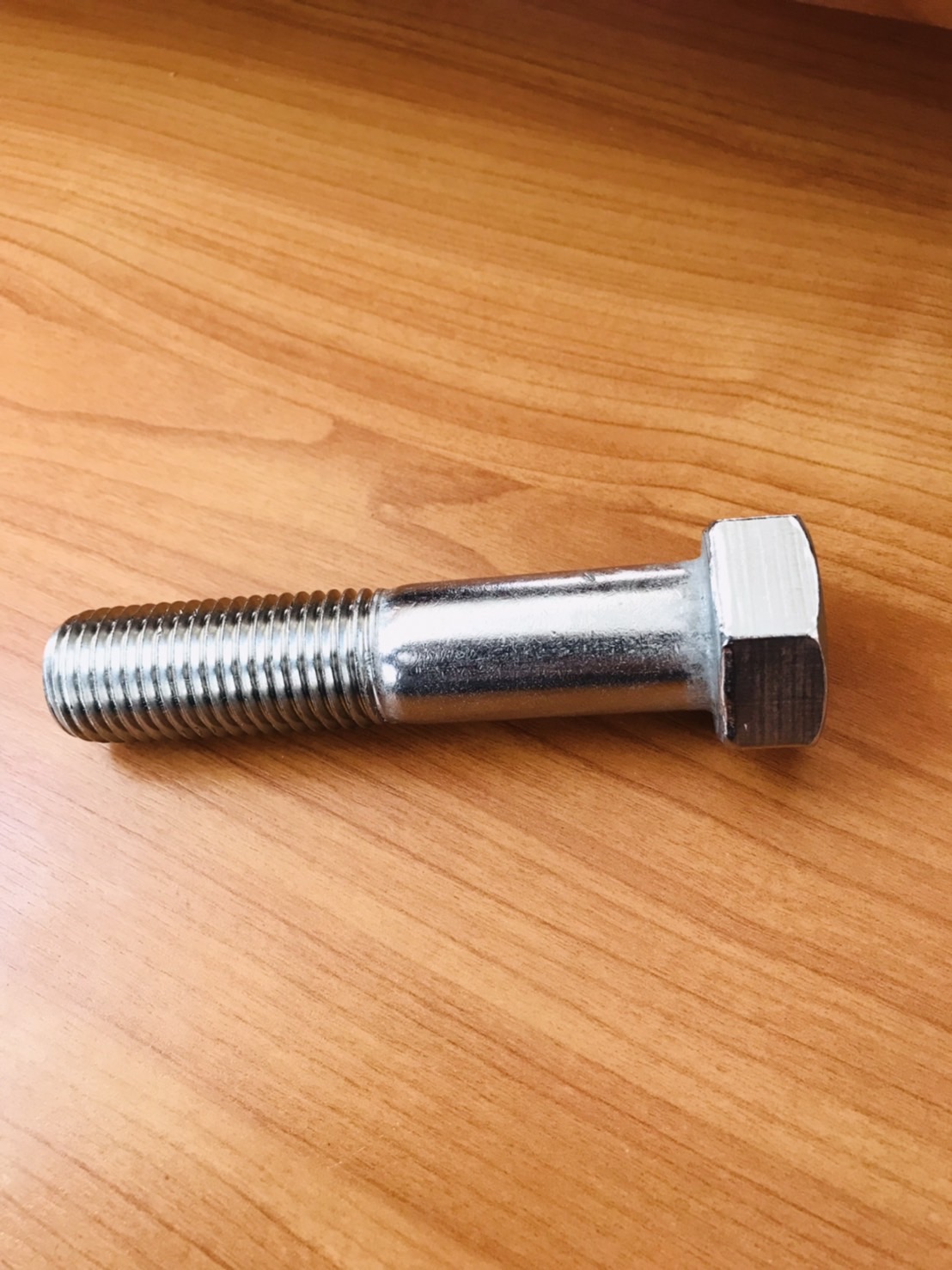 น็อตสแตนเลส 201 ขนาด M22*100 มม.( Stainless Steel Nut 201 M22*100 mm) #2212