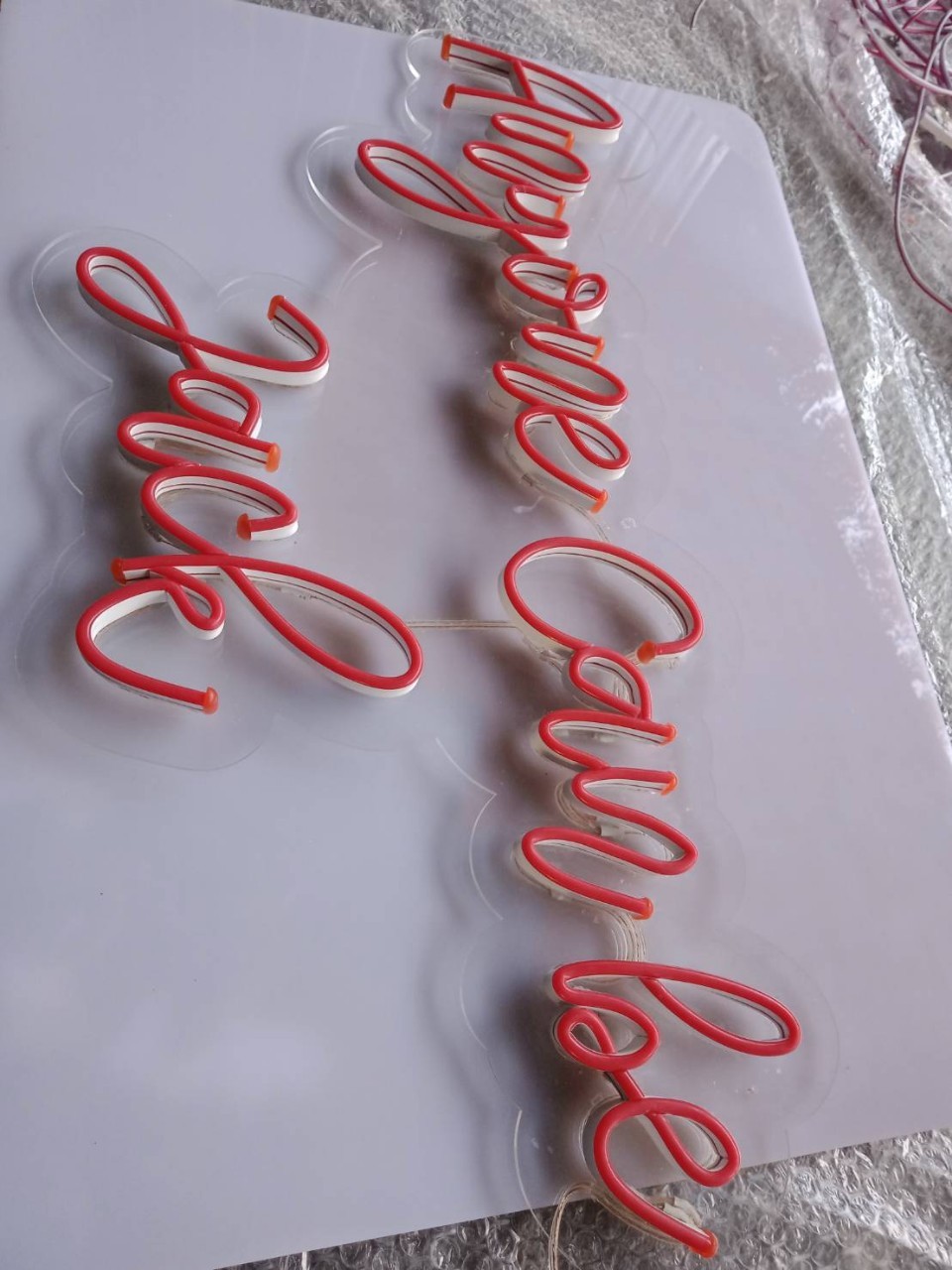 ไฟนีออน เฟค