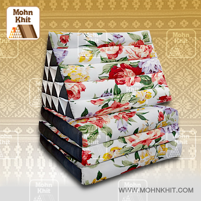หมอนสามเหลี่ยมลายดอกกุหลาบ 15 ช่องติดเบาะ3 พับ 57cmx180cmx36cm Triangle Cotton kapok Traditional Floor Cushions 15 holes with 3 part of mattress.