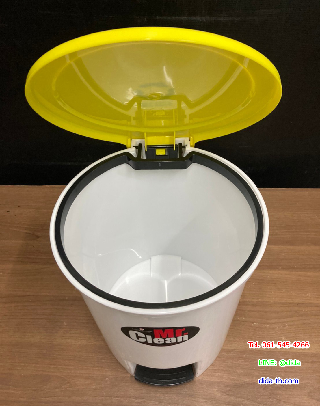 ถังขยะเท้าเหยียบ พลาสติก ทรงกลม 12 ลิตร
