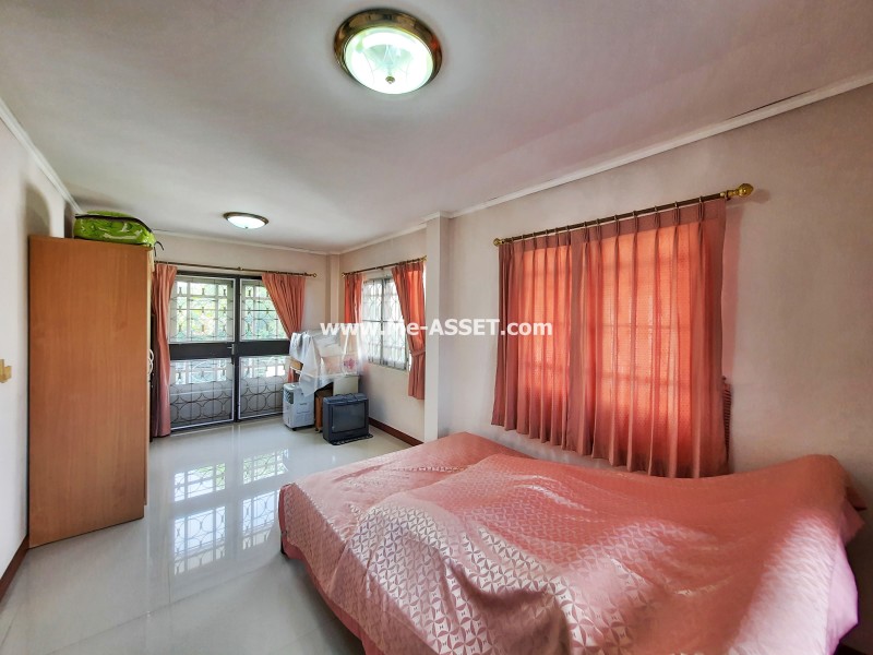 ขายบ้านเดี่ยว ม.วรารมย์ เฟส2 ถ.เพชรกษม 81 แขวงบางบอน เขตบางบอน กรุงเทพ / พื้นที่ 2 ชั้น 53 ตารางวา