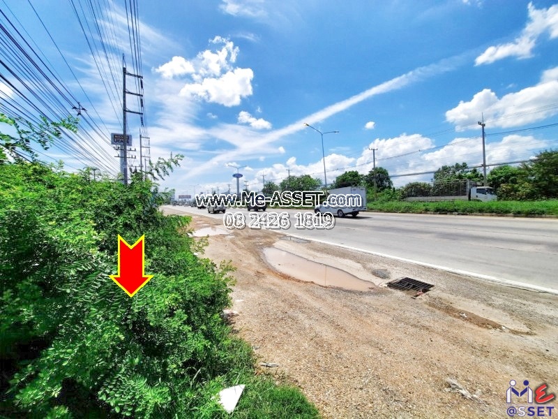 ขายที่ดินถมแล้ว ริมถนนเพชรเกษม ย่าน ธรรมศาลา เมืองนครปฐม : ใกล้นิสสันเอราวัณนครปฐม : เนื้อที่รวม 180 ตร.วา มี 3 แปลงติดกัน แบ่งขายได้