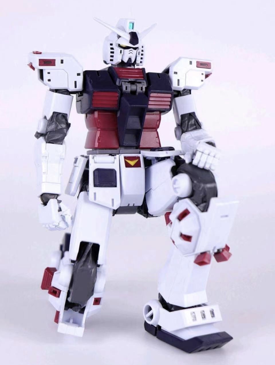 MG 1/100 Full Armor Thunderbolt (6654) [Daban]