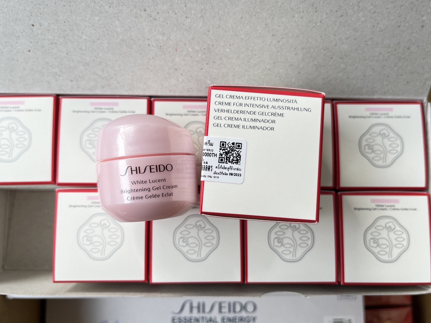 Shiseido White Lucent Brightening Gel Cream 15ml. มอยส์เจอร์ไรเซอร์เนื้อเจลครีมไวท์เทนนิ่งสูตรใหม่