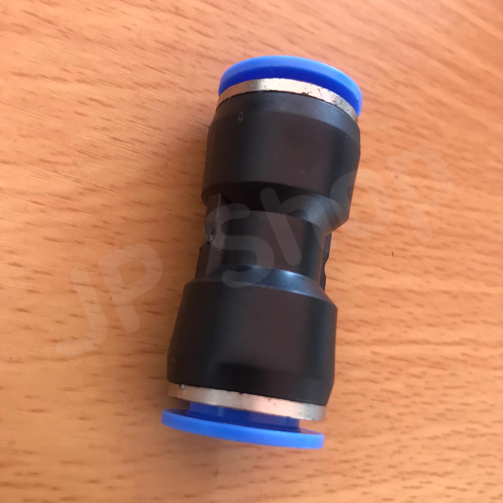 ข้อต่อลม PU 12 มม.-ต่อตรง ฟิตติ้งสายลม ต่อสายลม 12 มม. #0012